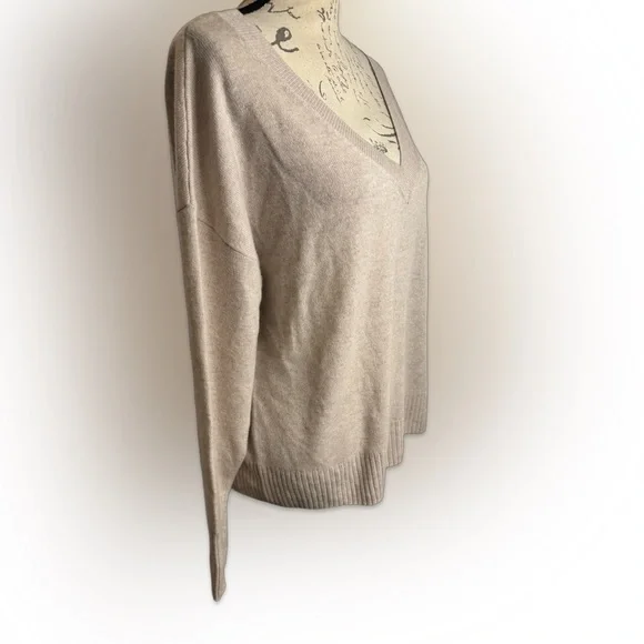 Lisa Todd Sweater - Picture 4 of 6